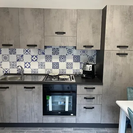 Affittacamere La Ginestra Giardini Naxos